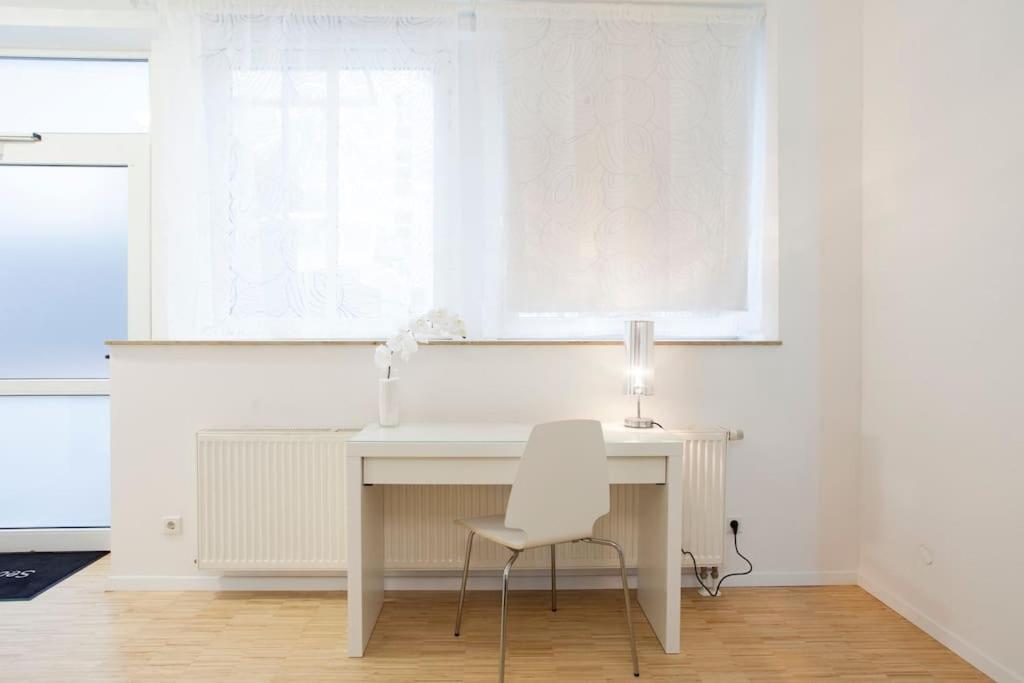Exclusive 2-Room Souterrain Apartment Нюрнберг Екстер'єр фото