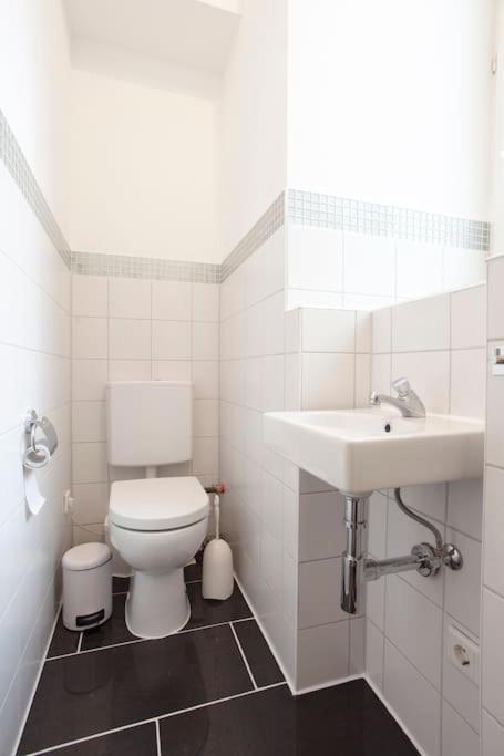 Exclusive 2-Room Souterrain Apartment Нюрнберг Екстер'єр фото